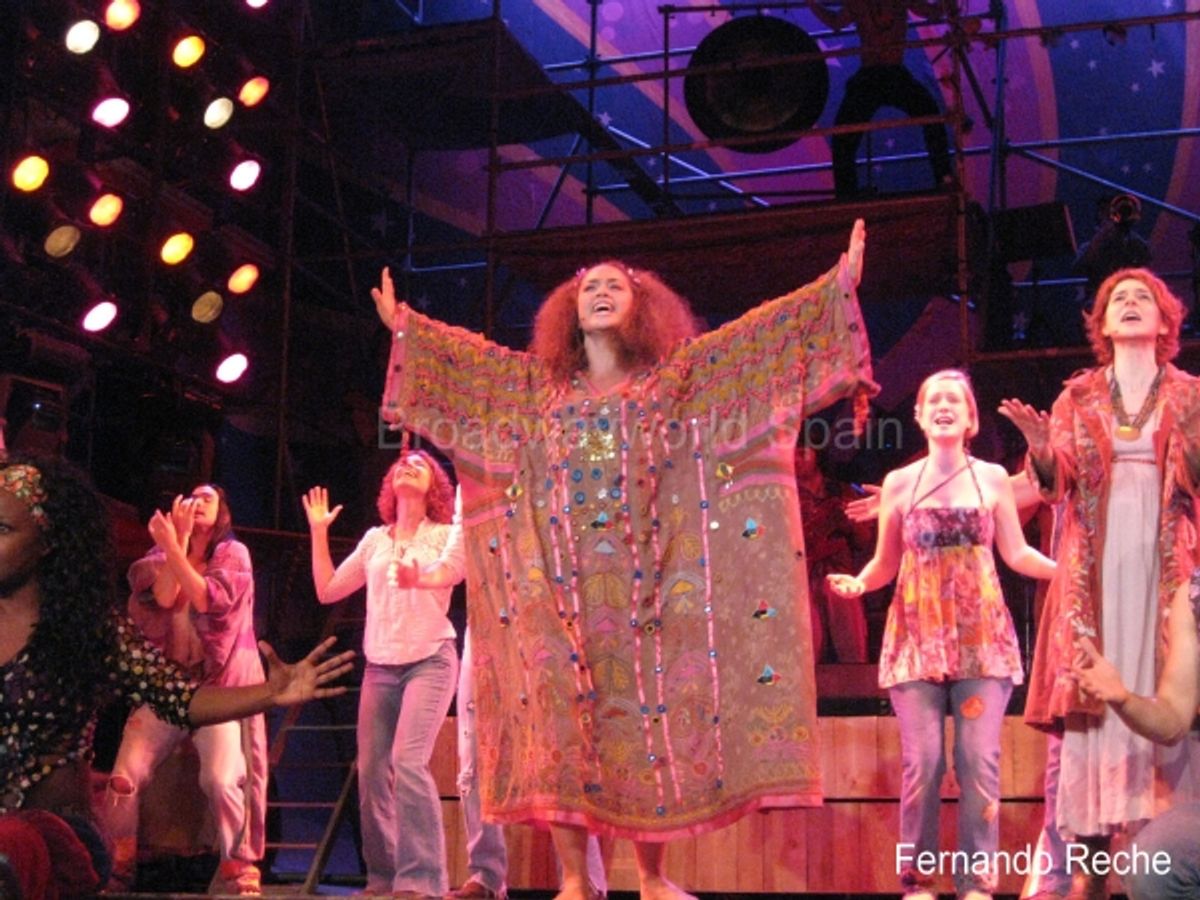 Erika Bleda interpreta 'Acuario' at 