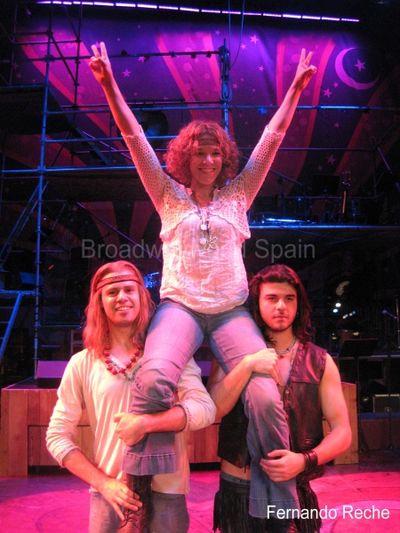 Queralt Albinyana (Sheila), Joan VÃƒÂ¡zquez (Claude) y Jordi Coll (Berger) Photo