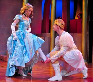 Lindsay Sutton and Aaron Young @ BroadwayWorld Lindsay Sutton and Aaron Young Photo