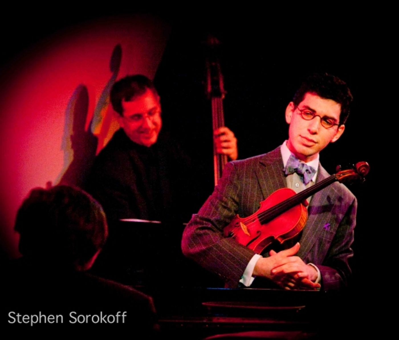 Photo Coverage: 'HAVE STRINGS, WILL SWING' - Aaron Weinstein Plays the Metropolitan Room Photo Coverage: 'HAVE STRINGS, WILL SWING' - Aaron Weinstein Plays the Metropolitan Room Image