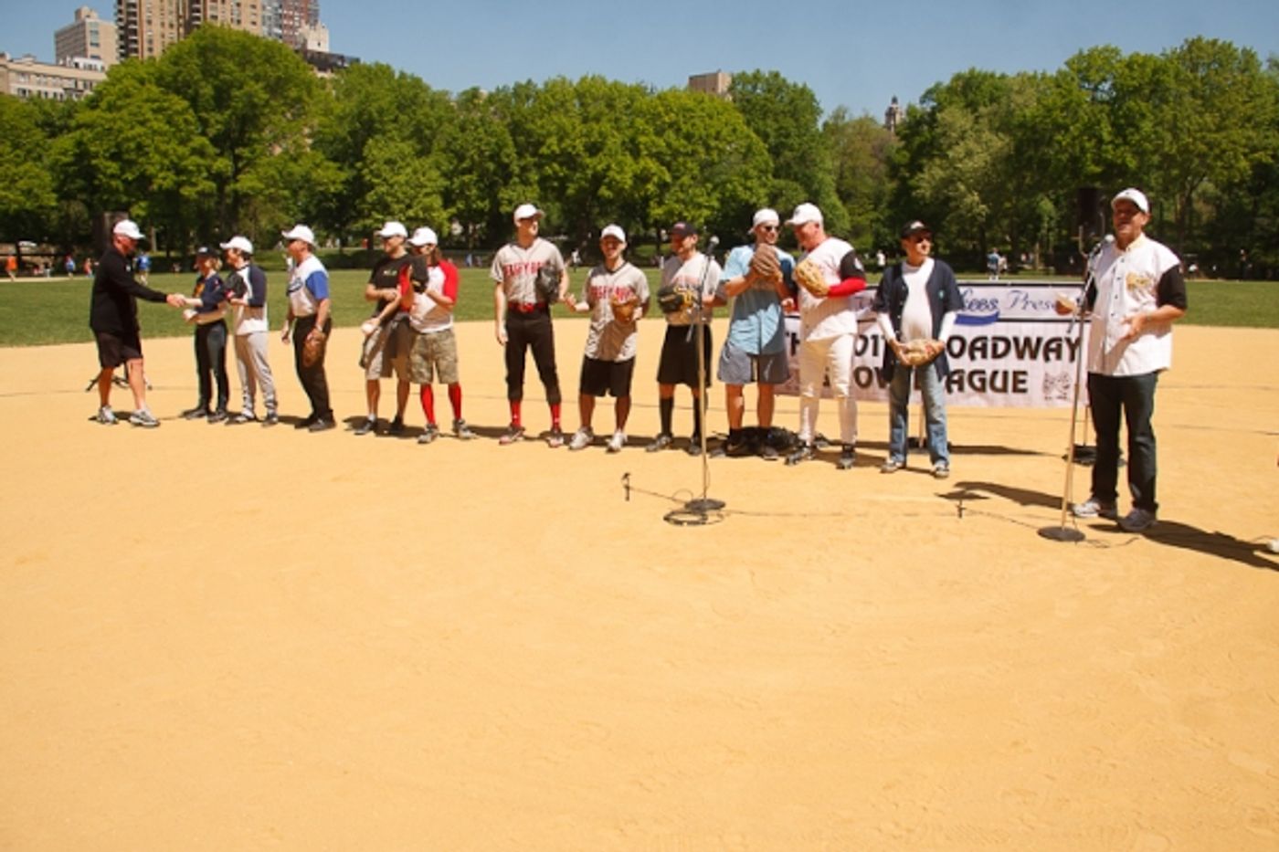 Photo Coverage: Tveit, CATCH ME, Falco & More Kick Off Broadway Show Softball League  Image