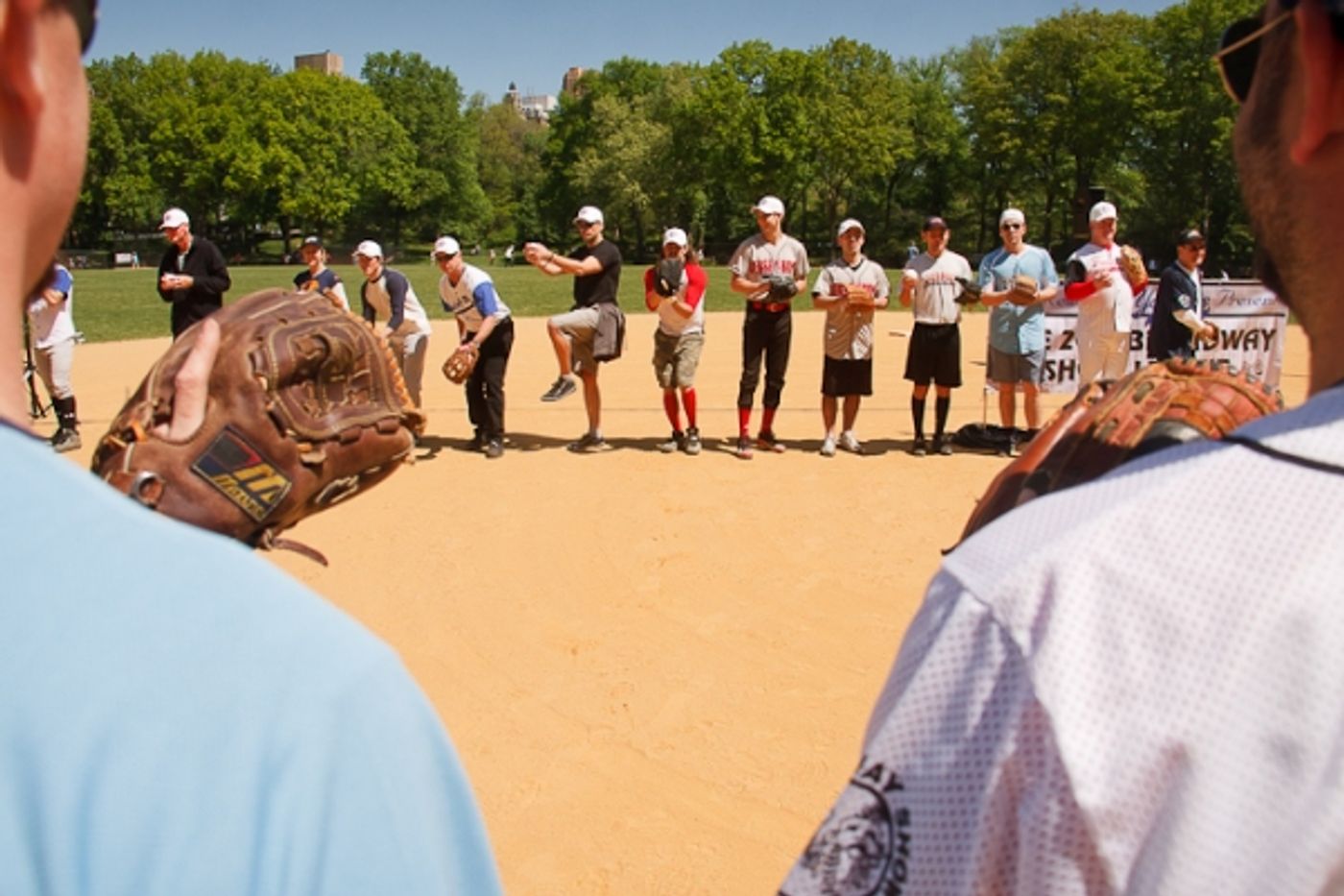 Photo Coverage: Tveit, CATCH ME, Falco & More Kick Off Broadway Show Softball League  Image