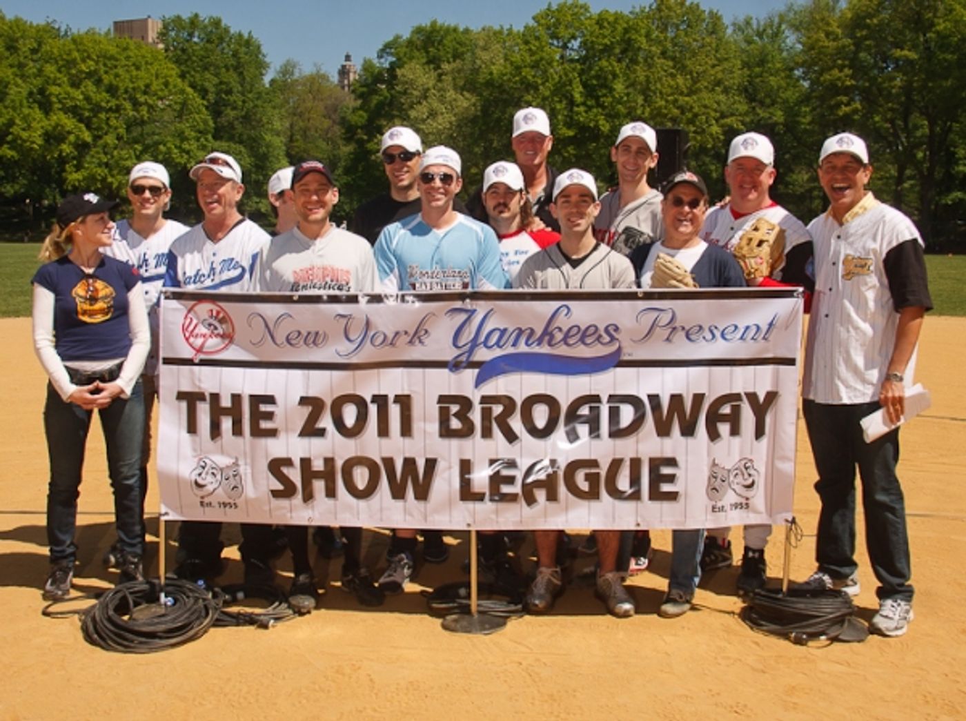 Photo Coverage: Tveit, CATCH ME, Falco & More Kick Off Broadway Show Softball League  Image
