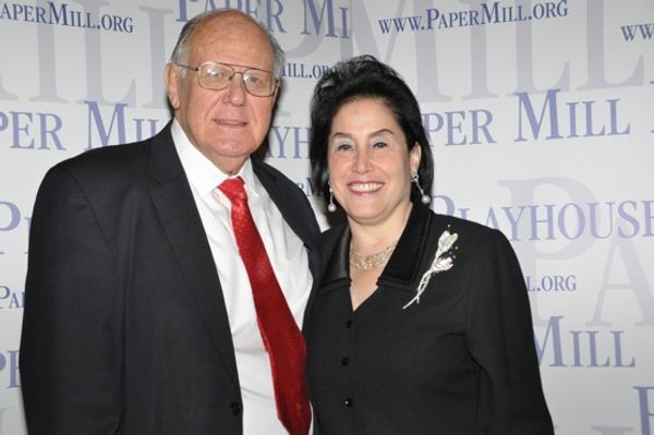 Dr. Perry Robins and Dr. Marcia Robbins-Wilf Photo