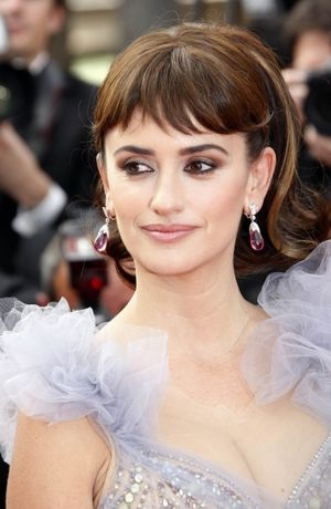May 15, 2011 - Cannes, France - CANNES, FRANCE - MAY 14: Penelope Cruz attends the ''Pirates of the Caribbean: On Stranger Tides'' Premiere during the 64th Annual Cannes Film Festival at Palais des Festivals on May 14, 2011 in Cannes, France. (Credit I @ BroadwayWorld May 15, 2011 - Cannes, France - CANNES, FRANCE - MAY 14: Penelope Cruz attends the Photo