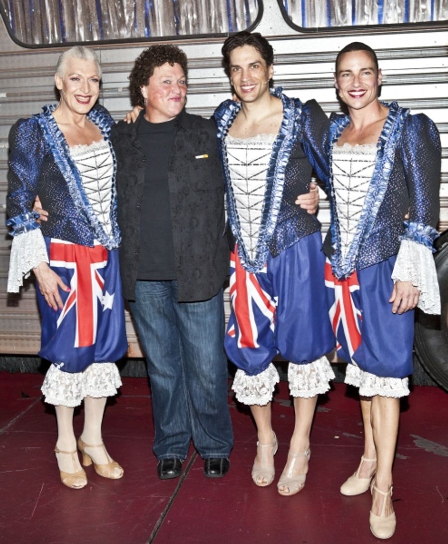 Photo Coverage: GLEE's 'Coach Beiste' Visits PRISCILLA Image