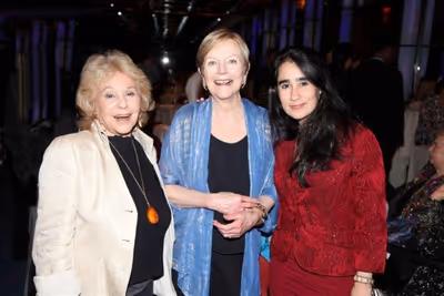 Elisa Stein, Ava Astaire McKenzie, Jenny Lyn Bader  Photo