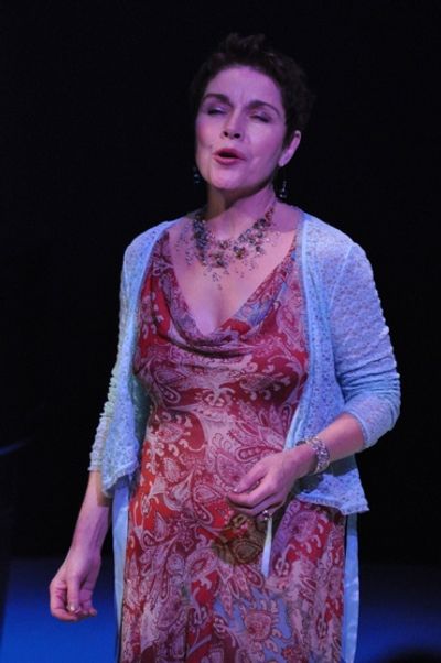 Christine Andreas Photo
