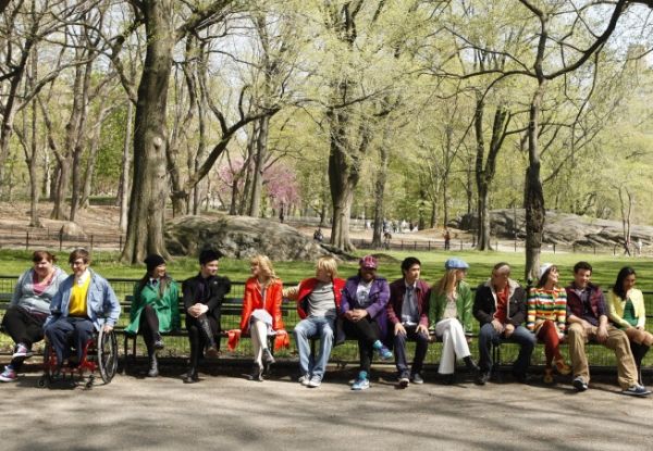 Ashley Fink; Kevin McHale; Jenna Ushkowitz; Chris Colfer; Dianna Agron; Chord Overstr Photo