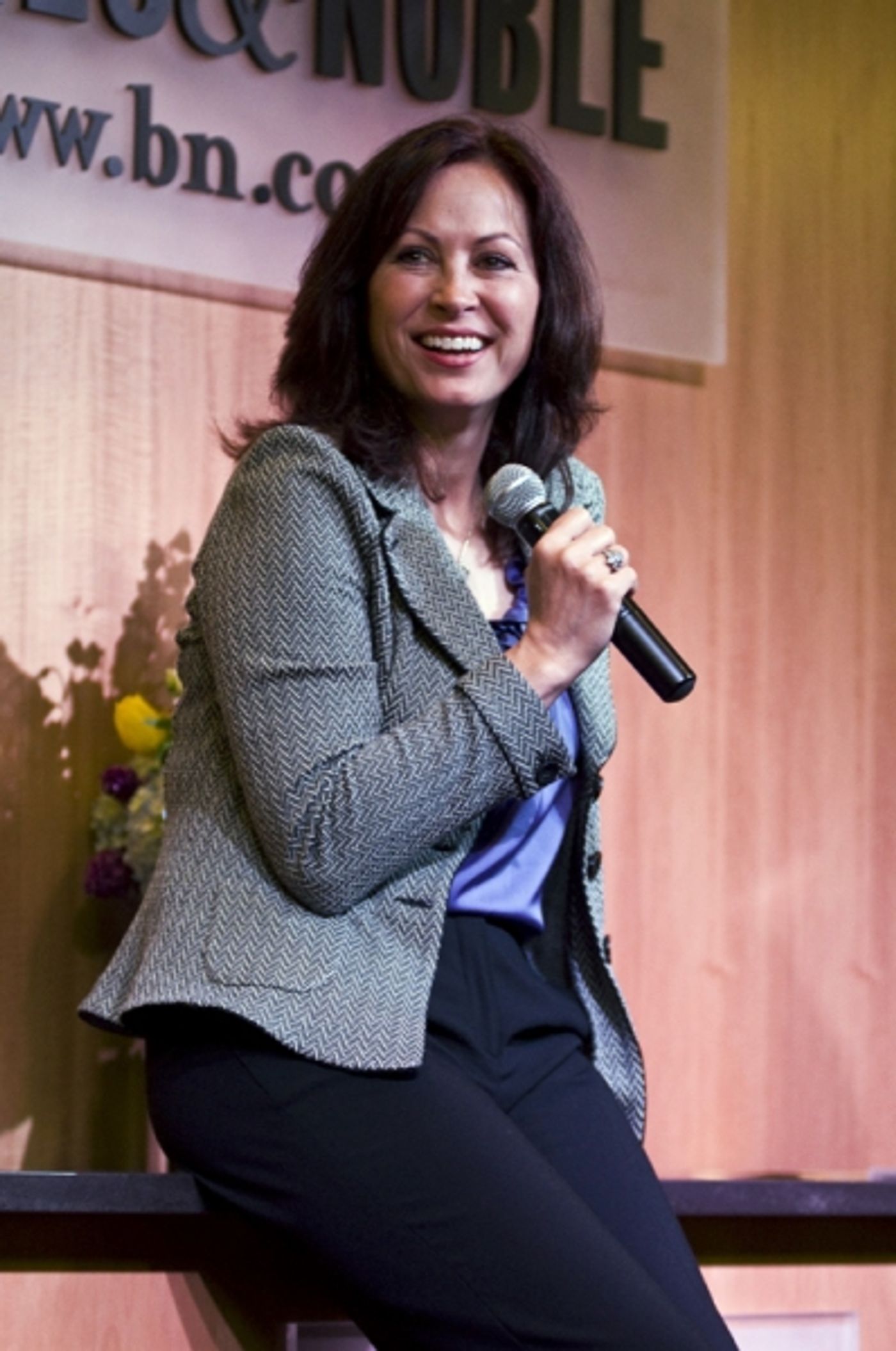 Photo Coverage: Linda Eder Promotes New Album at Barnes & Noble  Image