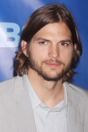 Ashton Kutcher @ BroadwayWorld Ashton Kutcher Photo