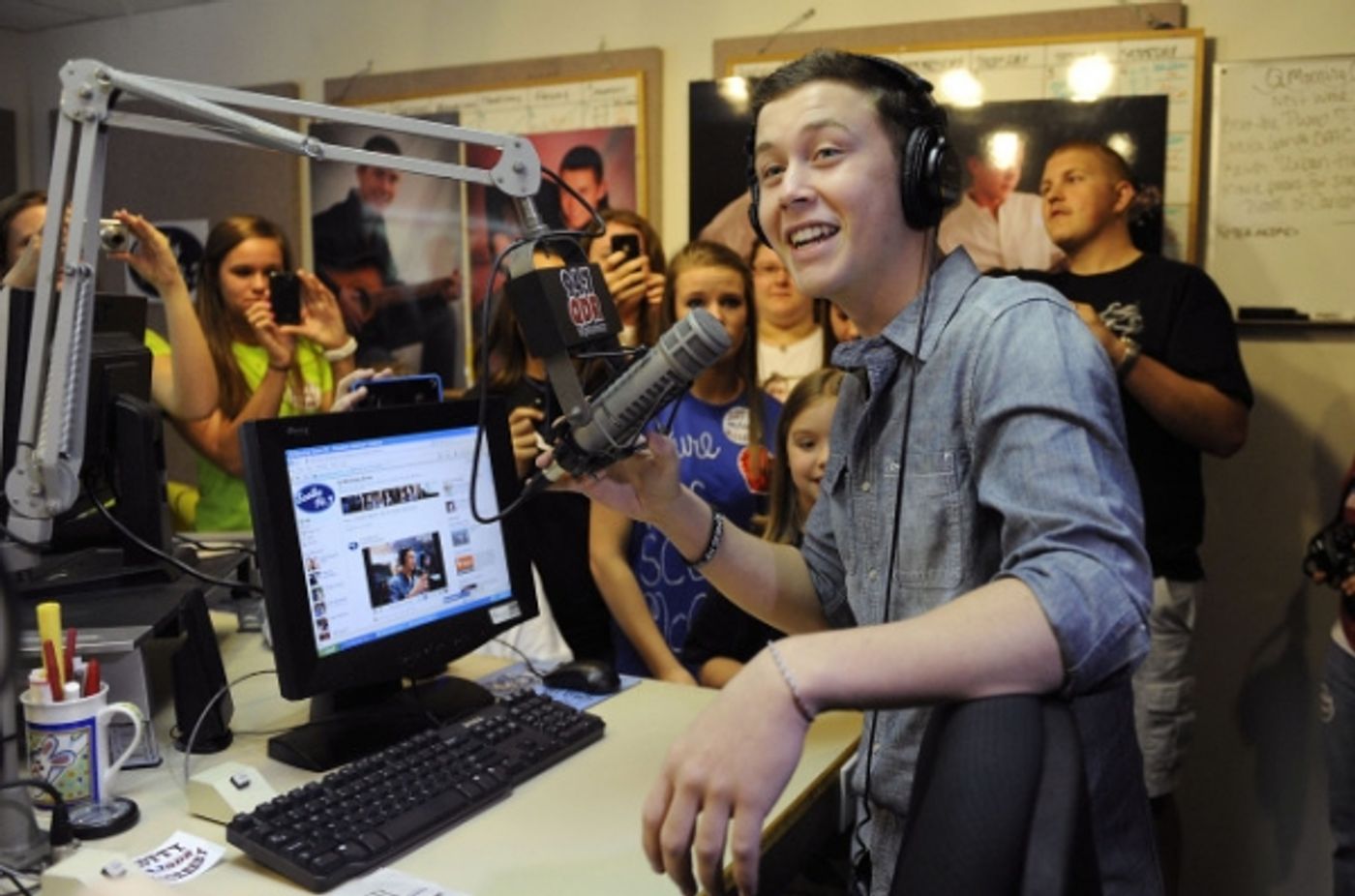 Photo Flash: Top 3 Travel Home on AMERICAN IDOL  Image