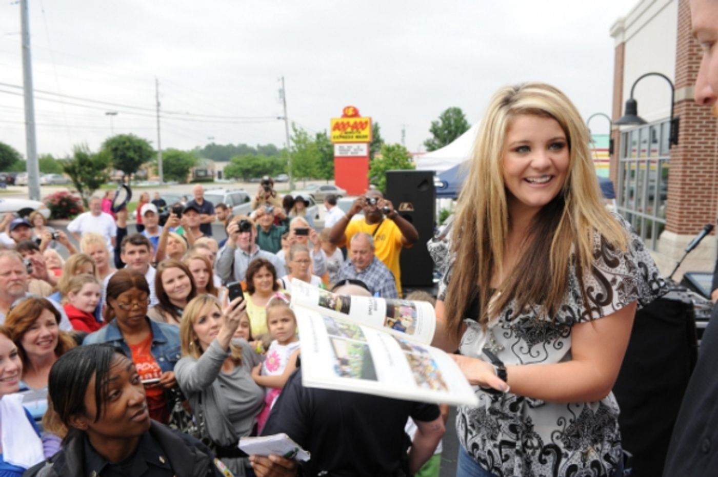 Photo Flash: Top 3 Travel Home on AMERICAN IDOL  Image