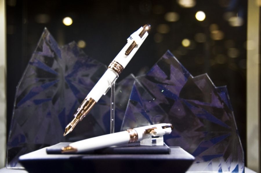 Photo Coverage: Kristin Chenoweth & Montblanc Celebrate Launch of Tribute to Mont Blanc Collection at Saks Fifth Avenue Image
