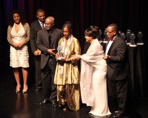 Glynn Turman, Pamela Poitier, Lynn Whitfiels & Randall Pinkston attending the Woodie  Photo