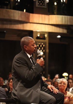 Robert Townsend attending the Woodie King Jr's NFT New Federal Theatre 40th Reunion Gala Benefit Awards Presentation in New York City. @ BroadwayWorld Robert Townsend attending the Woodie King Jr's NFT New Federal Theatre 40th Reunion G Photo