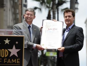  Leron Gubler and Simon Fuller Photo