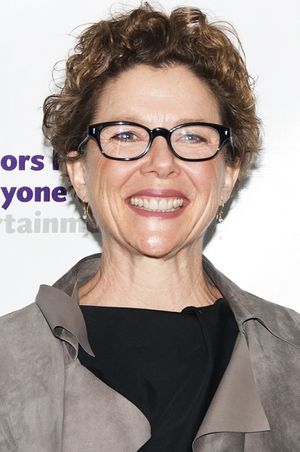 Annette Benning Photo