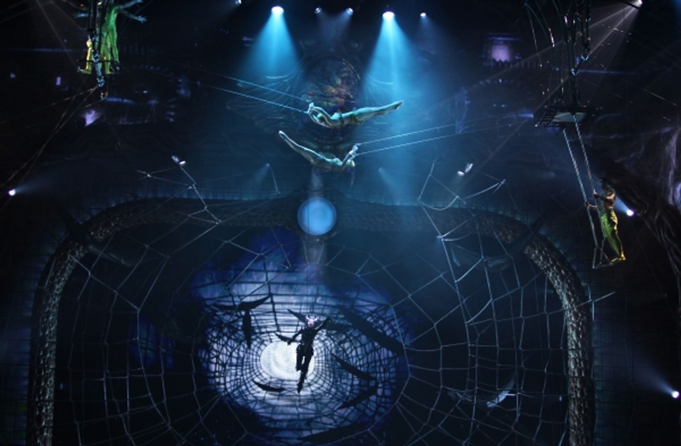 Photo Coverage: Cirque Du Soleil's ZARKANA at Radio City - First Look!  Image