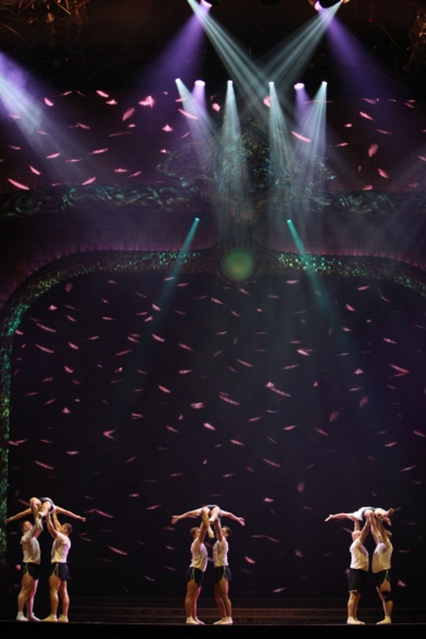 Photo Coverage: Cirque Du Soleil's ZARKANA at Radio City - First Look!  Image