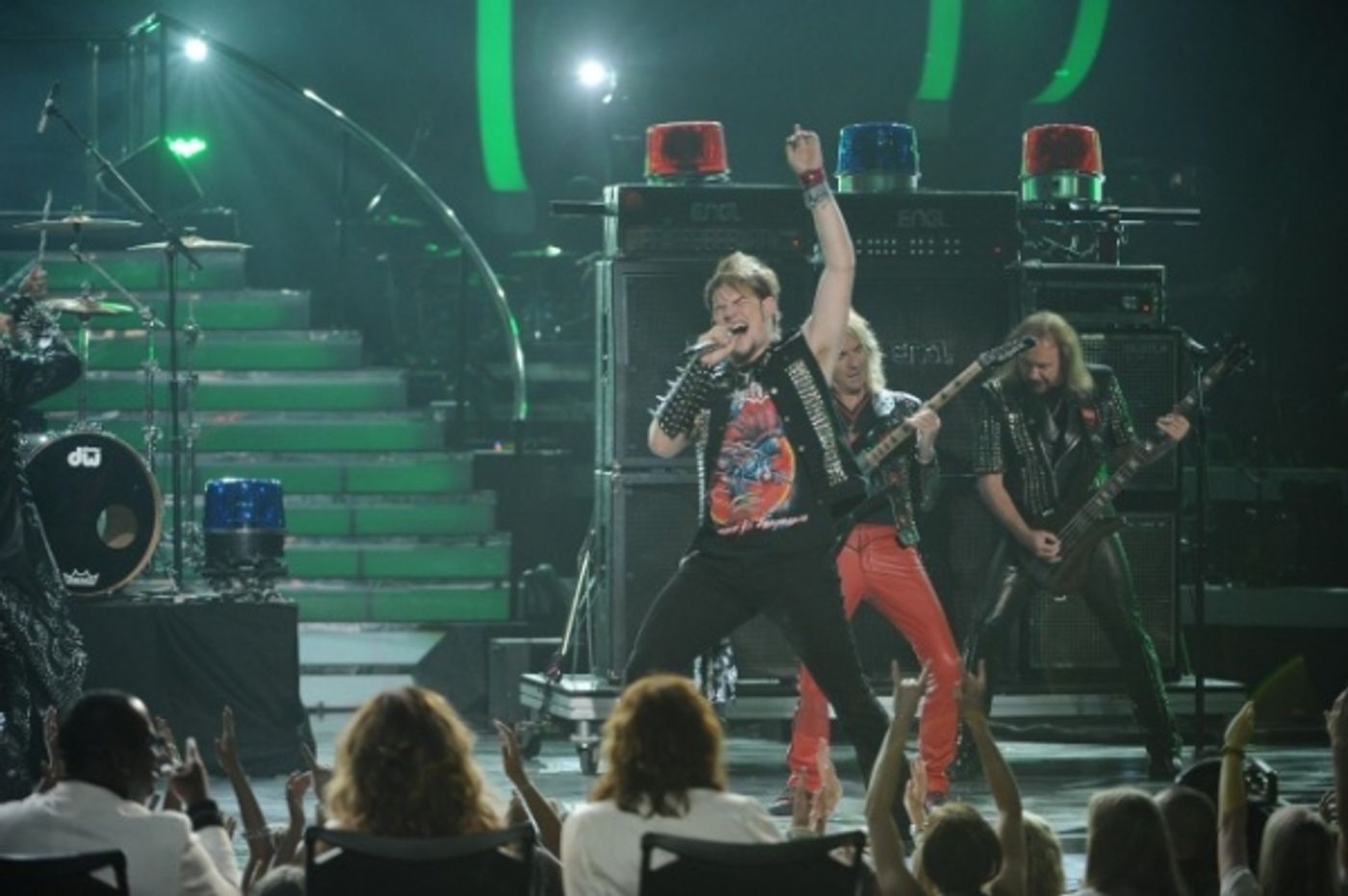 Photo Flash: AMERICAN IDOL Season Finale - Lady Gaga, Beyonce, & More!  Image