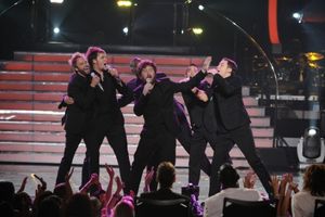 Casey Abrams and the Top 12 Boys @ BroadwayWorld Casey Abrams and the Top 12 Boys Photo