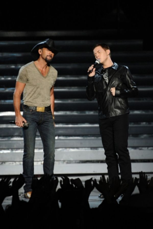 Tim McGraw, Scotty McCreery Photo