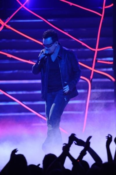 AMERICAN IDOL: Special guests Reeve Carney and U2 perform during the season ten AMERI Photo