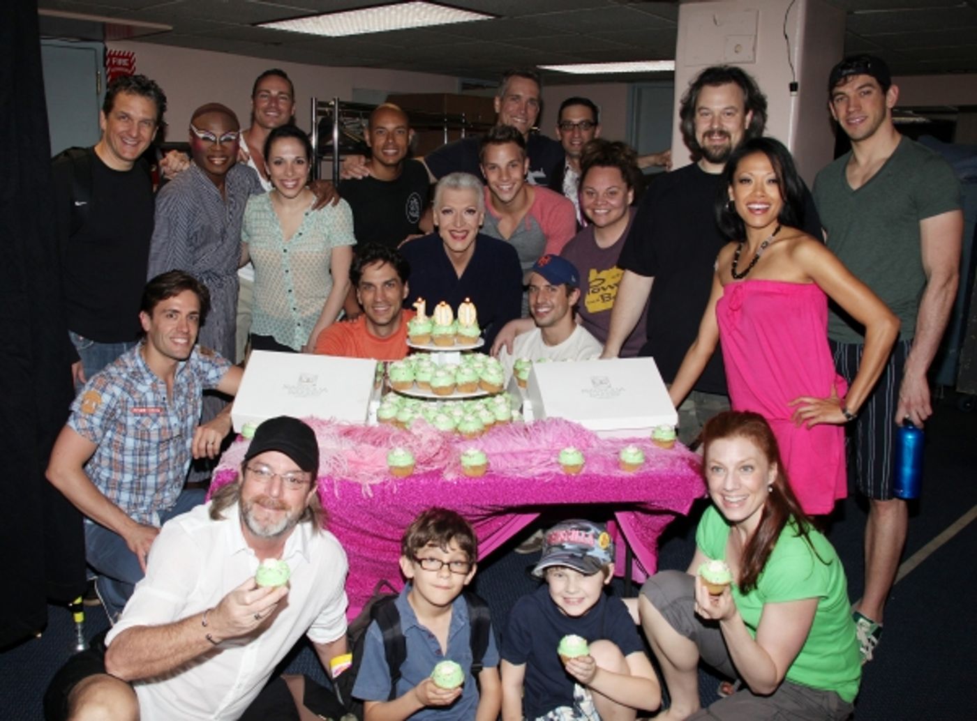 Photo Coverage: PRISCILLA QUEEN OF THE DESERT Celebrates 100th Performance!  Image