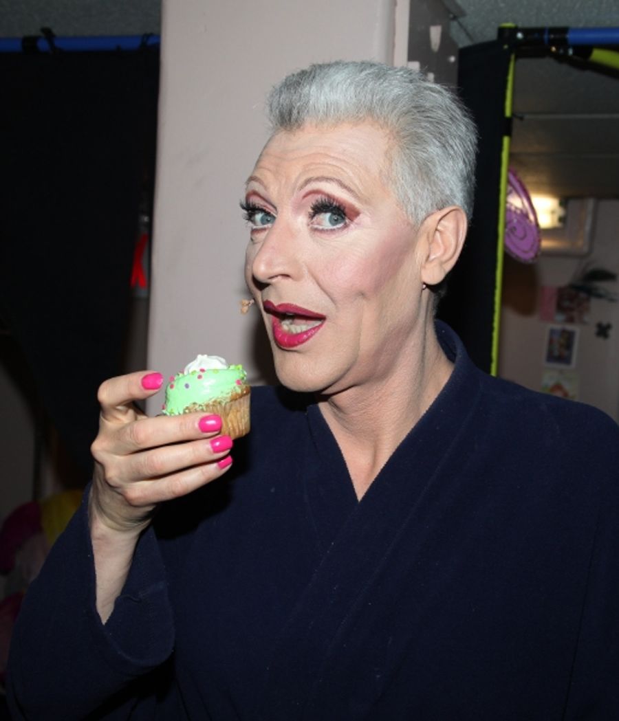 Photo Coverage: PRISCILLA QUEEN OF THE DESERT Celebrates 100th Performance! Image