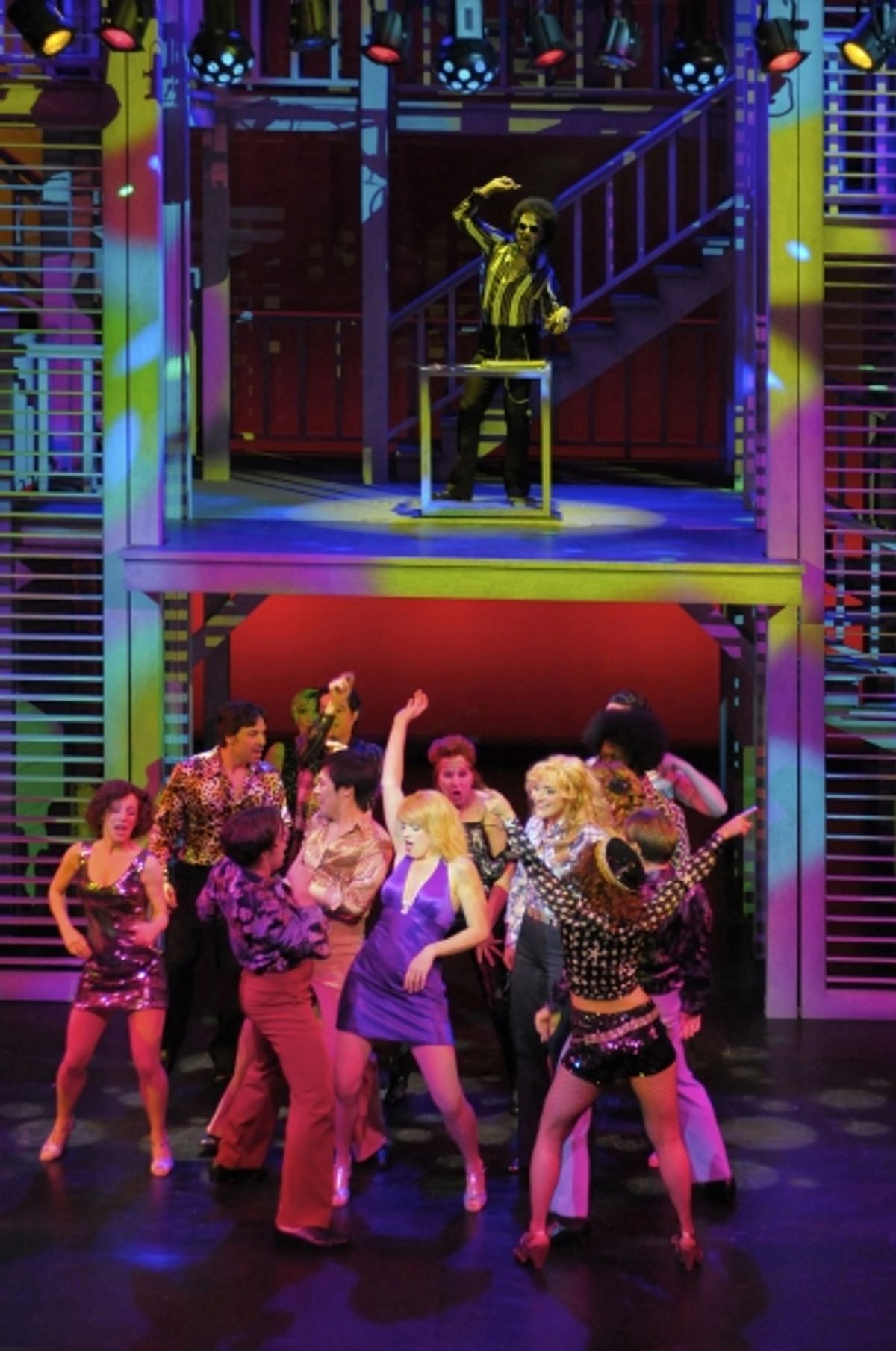 Julie Reiber, Betsy Wolfe & Cast at 