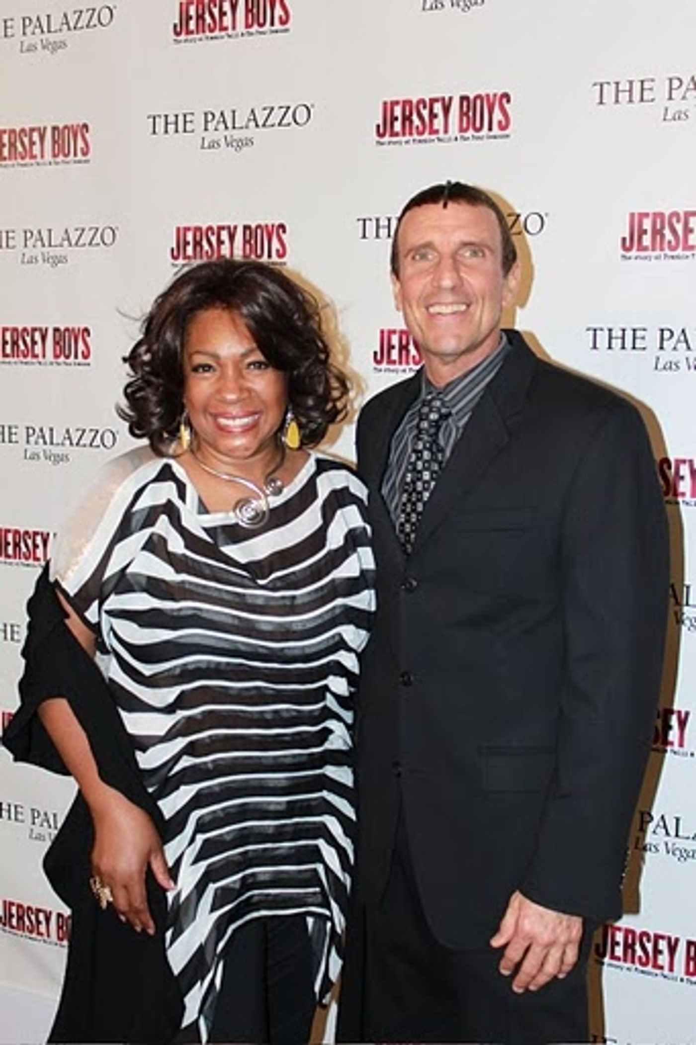 Photo Flash: Mary Wilson Visits JERSEY BOYS Vegas  Image