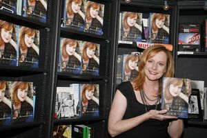 Mary McDonough @ BroadwayWorld Mary McDonough Photo