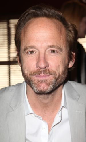 John Benjamin Hickey attends Sardi's unveils Caricatures of 'The Normal Heart' Tony Award Nominees Ellen Barkin, John Benjamin Hickey & Joe Mantello at Sardi's in New York City. @ BroadwayWorld John Benjamin Hickey attends Sardi's unveils Caricatures of 'The Normal Heart' Tony A Photo