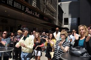 Gianna Trotter and the crowd in Shubert Alley Photo