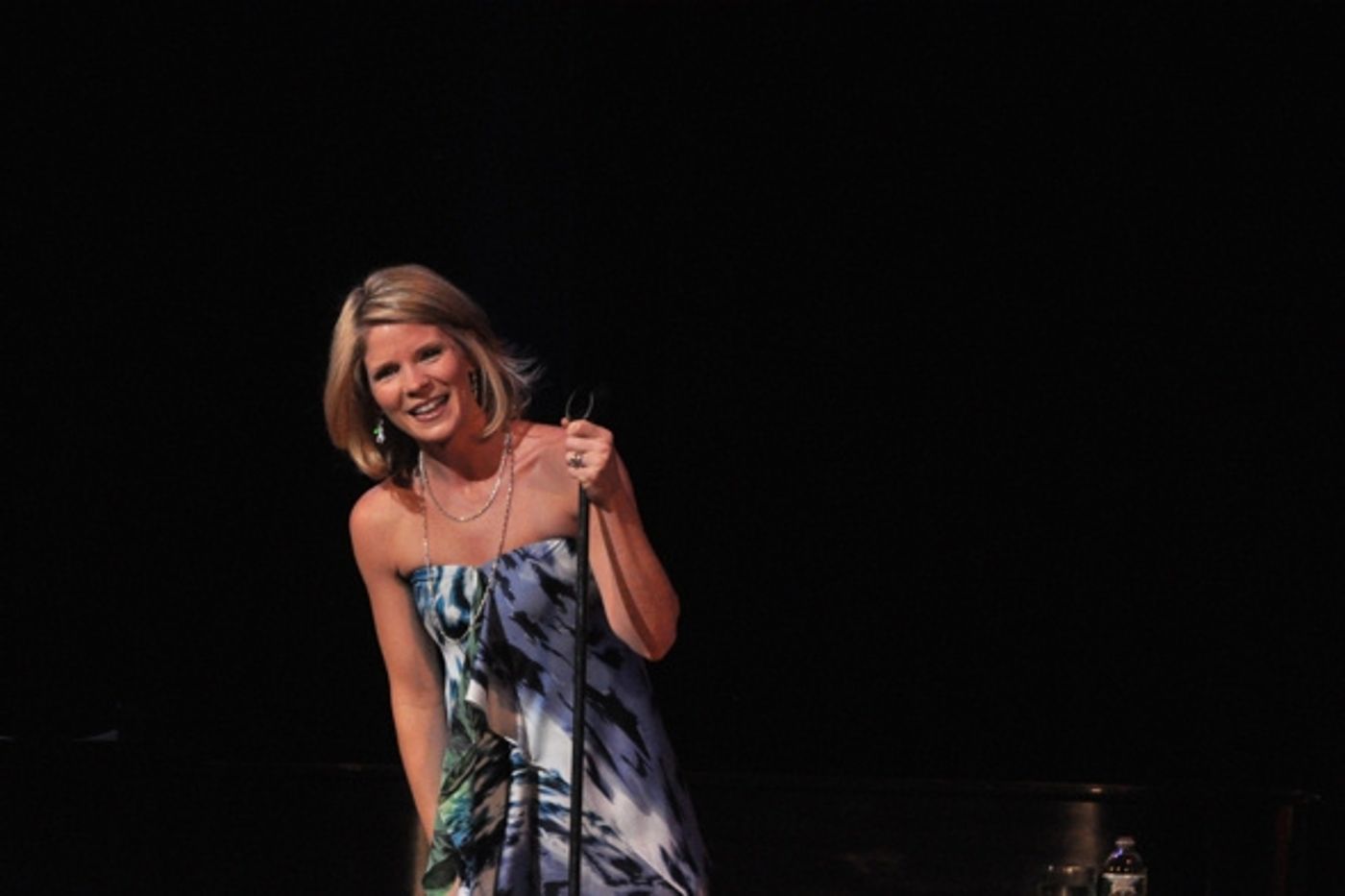 Photo Coverage: Kelli O'Hara at The Town Hall  Image