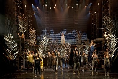 Paul Nolan and the cast of Jesus Christ Superstar Photo