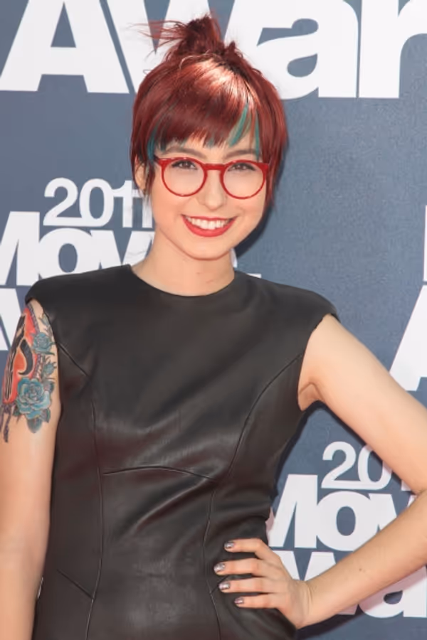 Liz Lee pictured at the 2011 MTV Movie Awards Arrivals at Universal Studios' Gibson A Photo