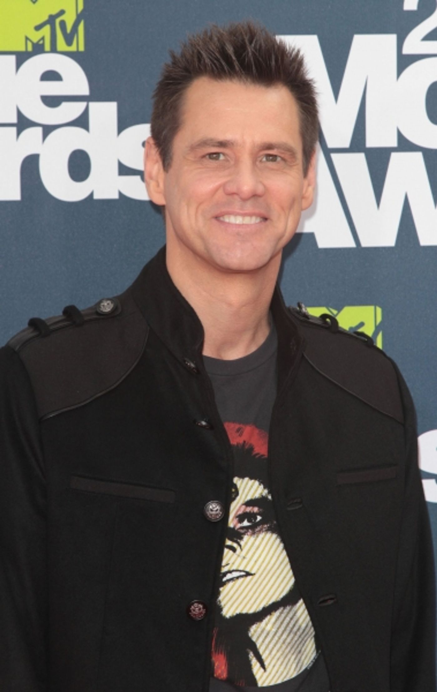 Photo Coverage: 2011 MTV Movie Awards Red Carpet  Image