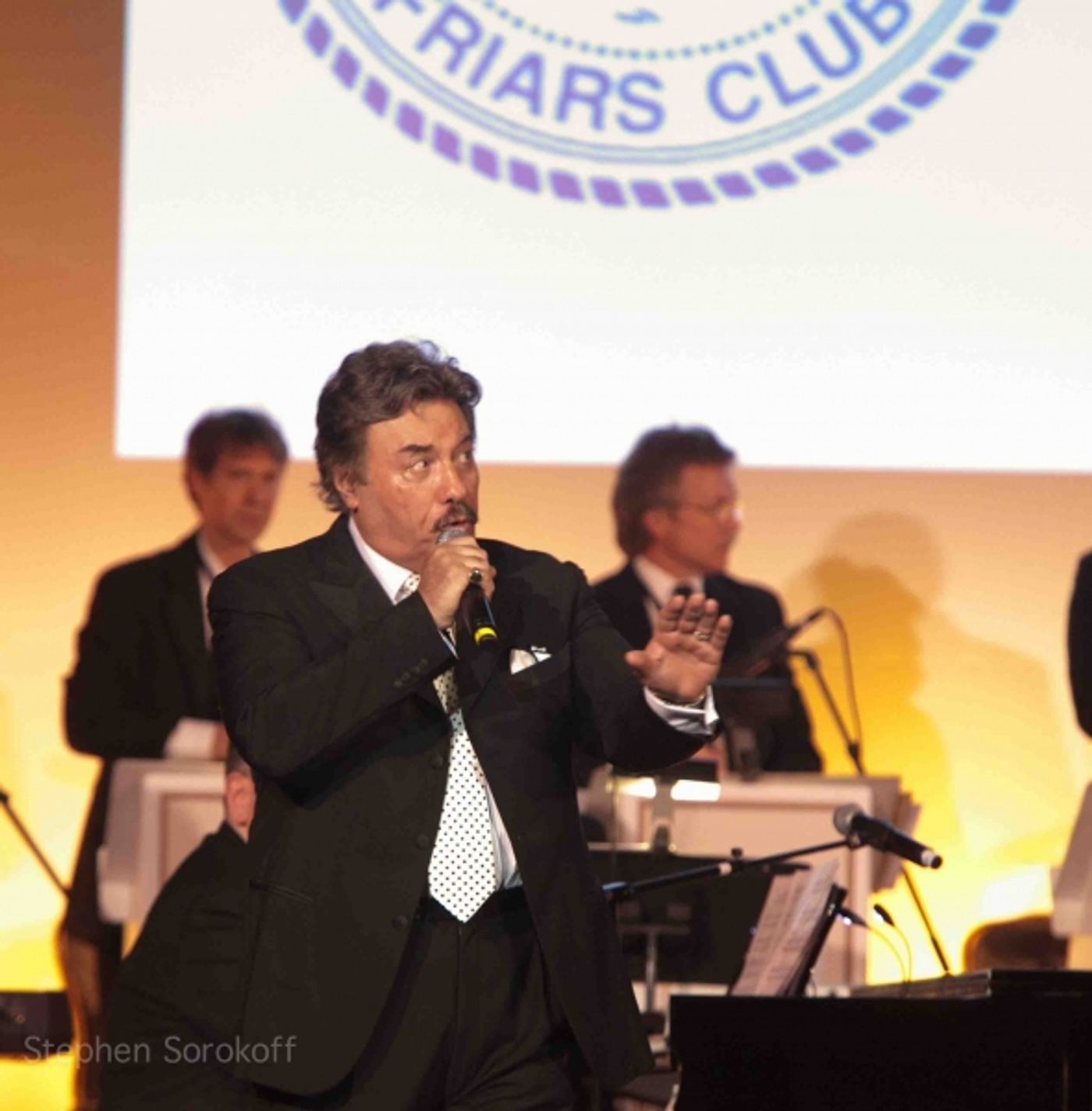 Photo Coverage: The Friar's Foundation Honors Connie Francis and Leonard A. Wilf at Applause Award Gala  Image