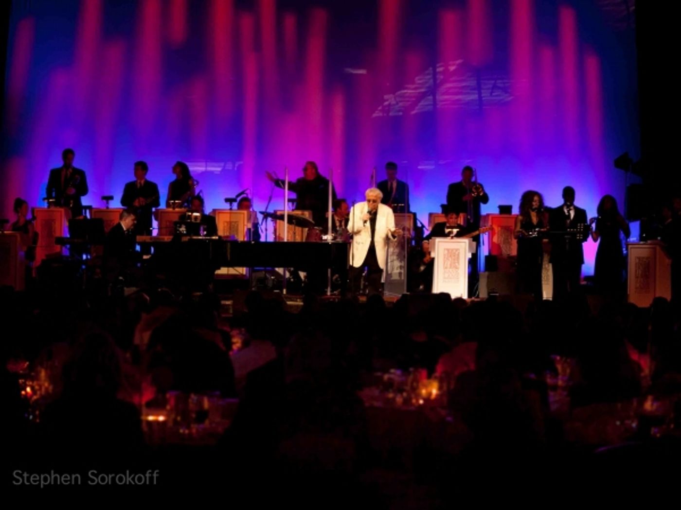 Photo Coverage: The Friar's Foundation Honors Connie Francis and Leonard A. Wilf at Applause Award Gala  Image