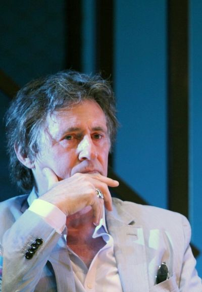 Gabriel Byrne Photo