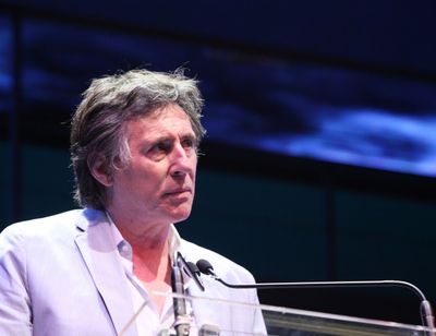 Gabriel Byrne Photo