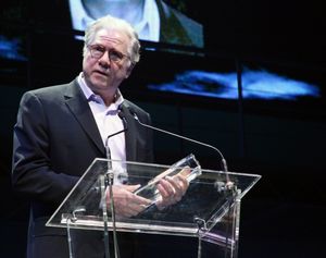 John Larroquette Photo