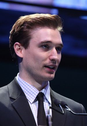 Seth Numrich @ BroadwayWorld Seth Numrich Photo