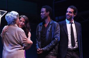 Annabella Sciorra, Zoe Caldwell, Chris Rock & Bobby Cannavale @ BroadwayWorld Annabella Sciorra, Zoe Caldwell, Chris Rock & Bobby Cannavale Photo