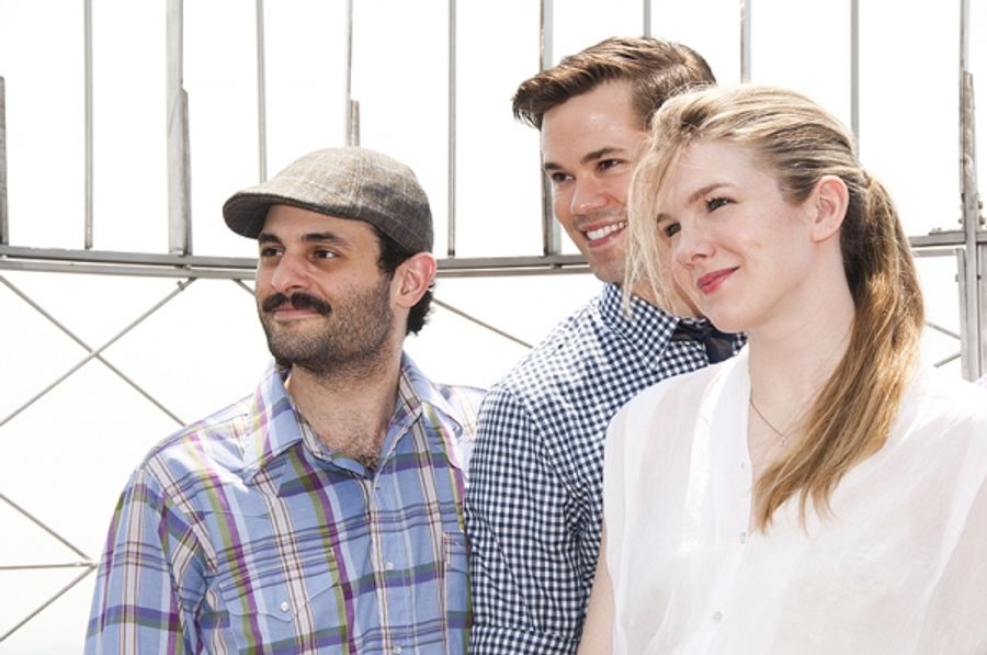 Photo Coverage: 2011 Tony Nominees Visit the Empire State Building!  Image