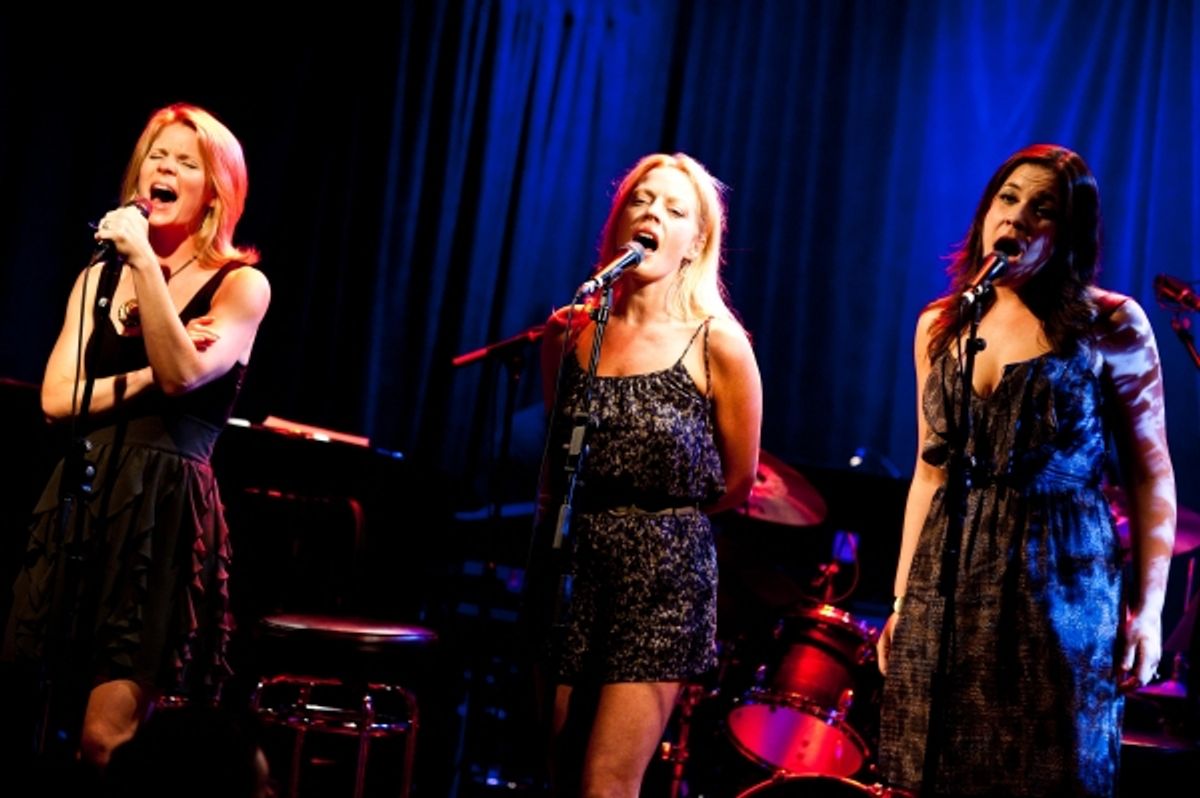 Kelli O'Hara, Sherie Rene Scott, Lindsay Mendez at 