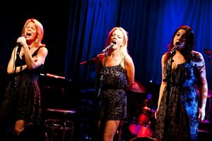 Kelli O'Hara, Sherie Rene Scott, Lindsay Mendez Photo