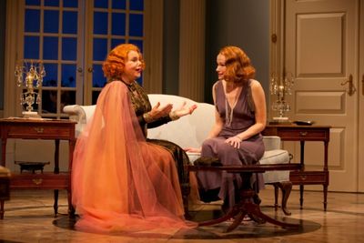  Marsha Mason and Gretchen Hall Photo
